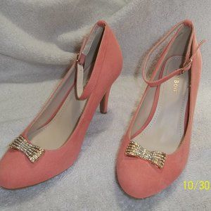 Bamboo Boutique heels, Melon color, size 8, NEW